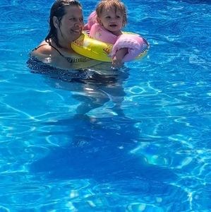 Meet your Posher, Denise